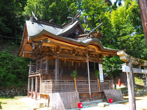 酒垂神社本殿