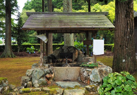 和江神社の手水舎