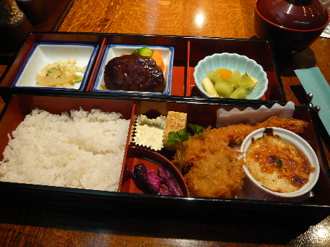 グリル満天星 新宿店 大人のお子様ランチかしら おいしいもの食べよう Good Taste Magazine