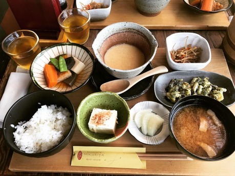 85B7FE29-D549-4AAC-926B-5A4A8C6E31A1