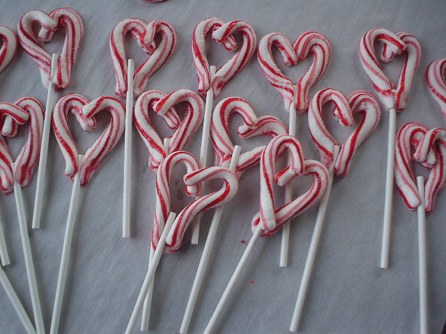 キャンディケーンで作る のぞみが来る The Train Is Coming