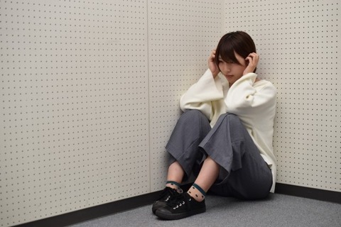 借金で苦しんでいる女性