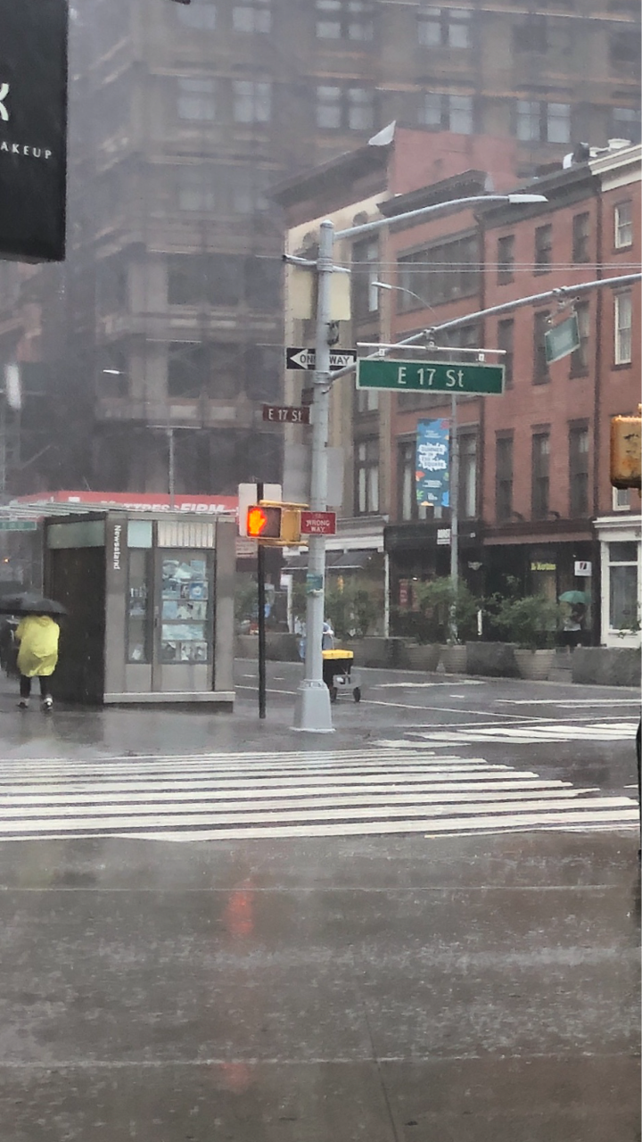 Ny 不可能なところにも雨 ニューヨーク最新情報 雄叫びー涙と怒りーの実況生中継でお伝えします Ny 不可能なところにも雨 ニューヨーク最新情報 雄叫びー涙と怒りーの実況生中継でお伝えします