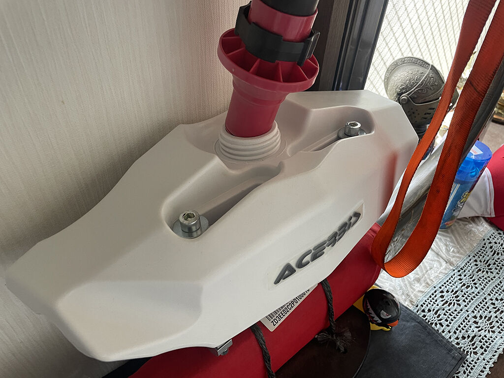 ACERBIS アチェルビス ハンドルバー 2リットル補助タンク ACERBIS アチェルビス HANDLEBAR 補助タンク 2L