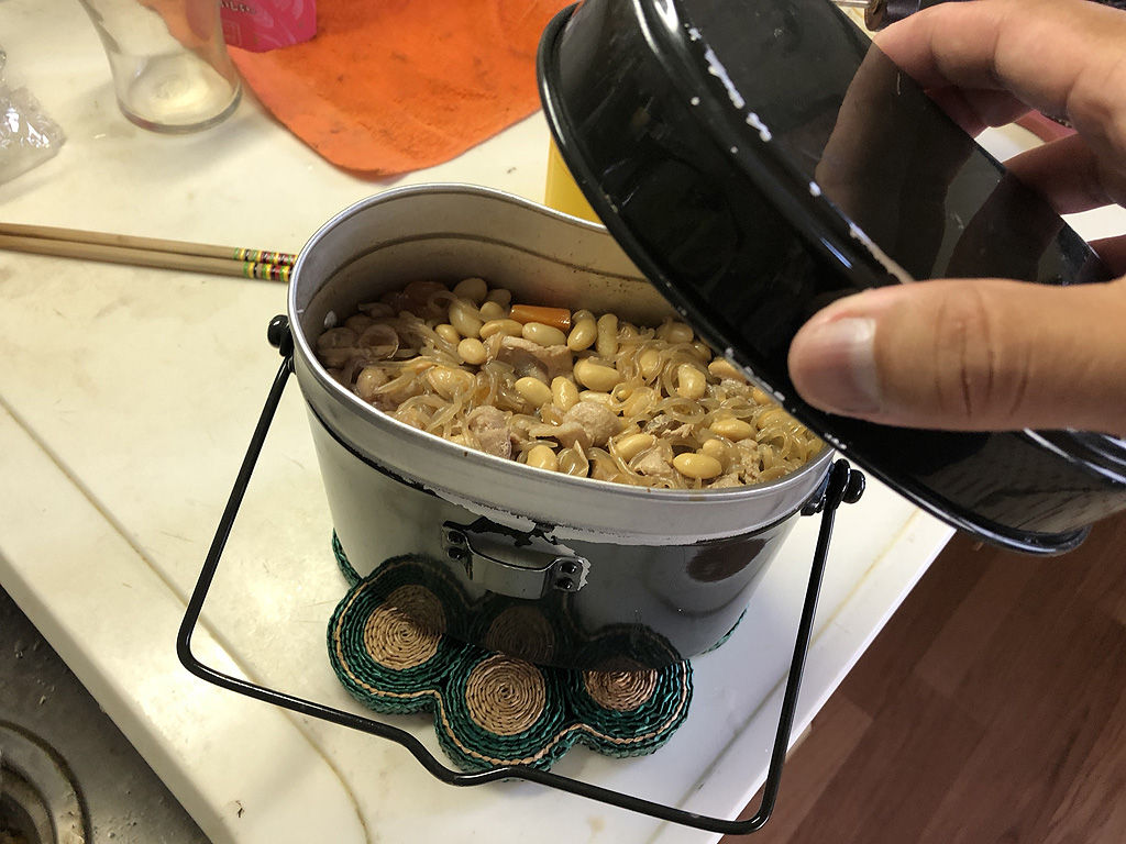 みんなで食べる車中泊料理 大豆のごった煮 たにし大記録