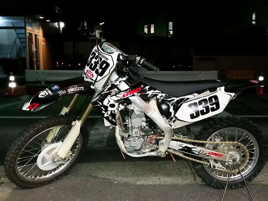 CRF250R オーバーホール＆R(X)化改装 : たにし大記録