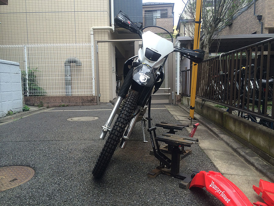 Xr230 車高アップ たにし大記録