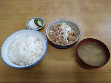もつ煮定食