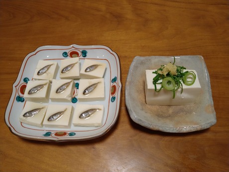 冷奴とスクガラス豆腐