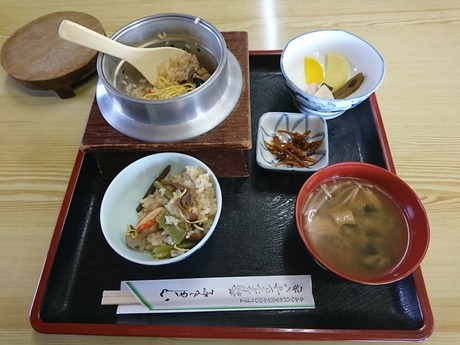 かに釜めし定食