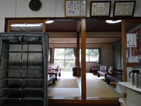 まんぷくの座敷