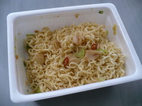 ぺヤングにんにくMAX (3)
