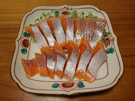 ニジマス刺身2
