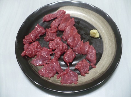 馬刺し