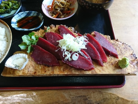 鹿刺し