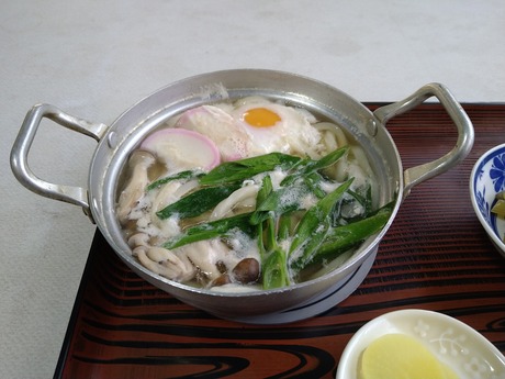 鍋焼きうどん