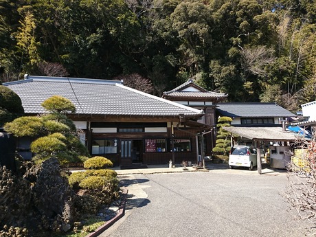 花の友株式会社