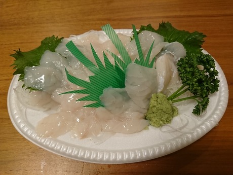赤目ふぐの刺身