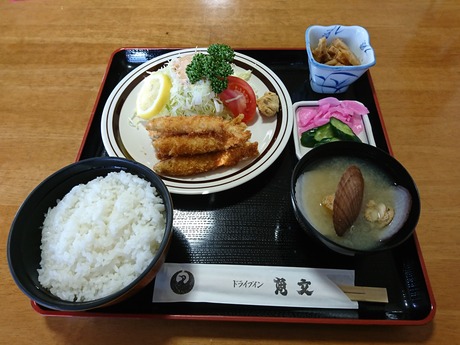ドライブイン魚文4