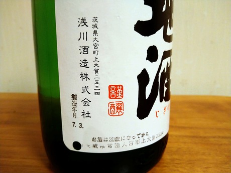 �������٥�