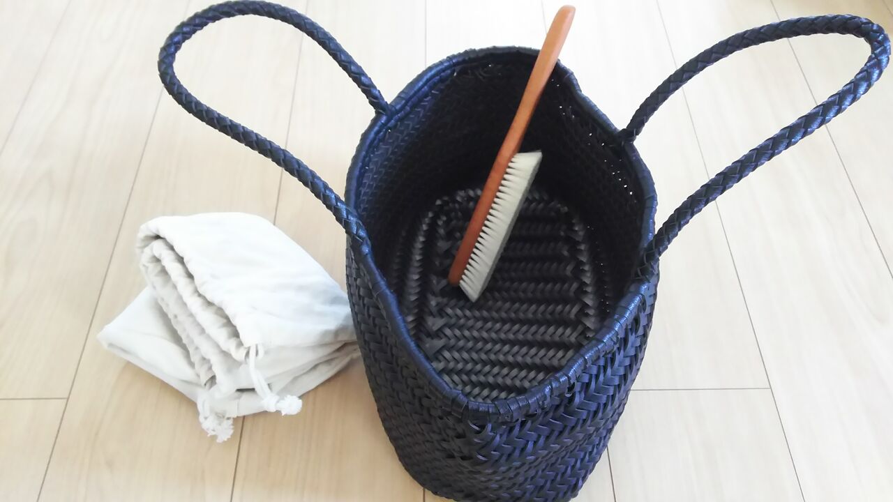 冬のバッグの中身 もうすぐ１年 真冬に買ったかご風バッグ 暮らしふわり 和と北欧でシンプルに