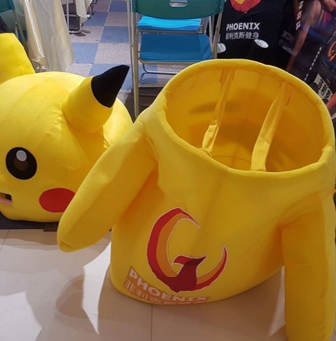ピカチュウの着ぐるみ 口の中から人のアレが見えるwwwwと話題になっているもようwwww中国のピカチュウ 面白いネタ速報 そーまの移転先 ピカチュウの着ぐるみ 口の中から人のアレが見えるwwwwと話題になっているもようwwww中国のピカチュウ 面白いネタ速報 そーまの移転先