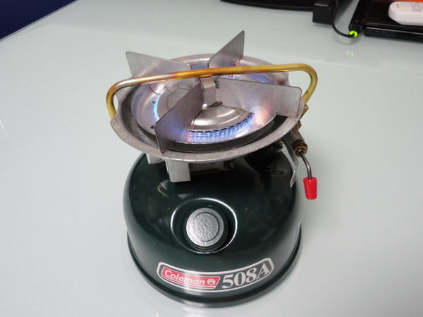 ソロキャンでの暖房器具を考える 楽しくいこうよ Enjoys Outdoor ソロキャンでの暖房器具を考える 楽しくいこうよ Enjoys Outdoor