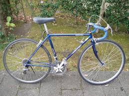 Bridgestone_Roadman_colmo_blue