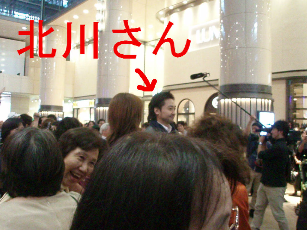 二期会オペラ歌手街頭歌唱 有楽町マリオン たぬきねこ日記