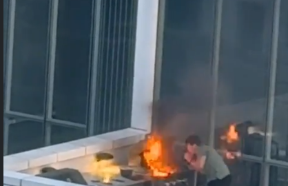 火事だあああ。BBQでの事故の多くはグリル職人の腕前によって引き起こされる。海外の反応