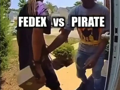 【海外の反応】FedEx配達員が置き配泥棒を体を張って撃退　「この人に昇給を！」「泥棒が堂々すぎる」