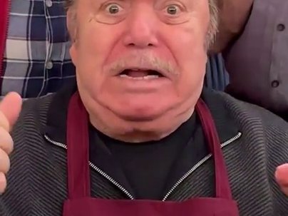 【海外の反応】乾燥パスタをミキサーで粉砕して手打ち風パスタを作る動画にイタリア人がブチギレ