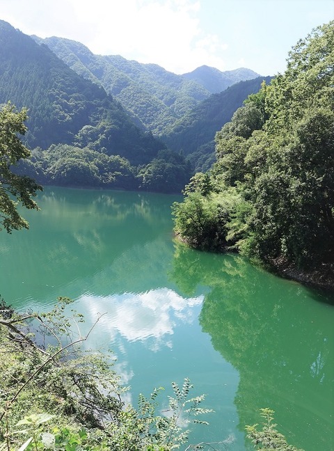 奥多摩湖