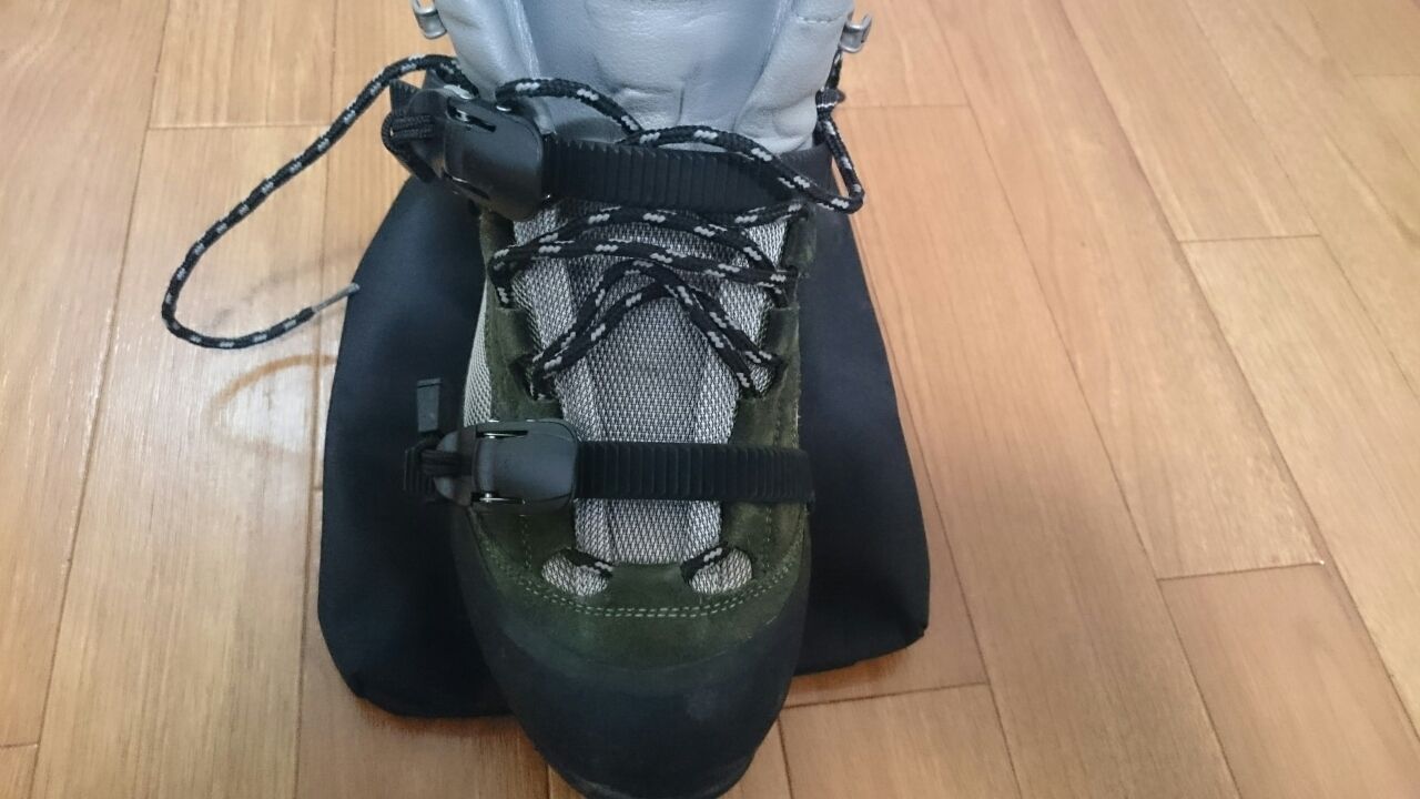 3 冬山低山装備 買うべき装備 軽アイゼン 初心者登山家やっちゃん 3 冬山低山装備 買うべき装備 軽アイゼン 初心者登山家やっちゃん