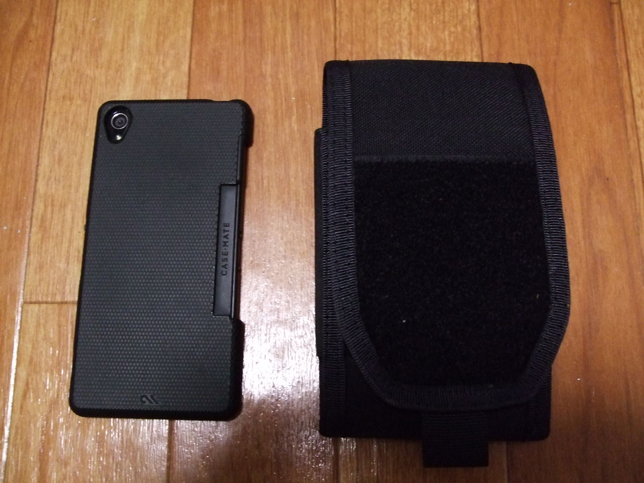 おすすめアイテム 外付けスマホポーチ 初心者登山家やっちゃん おすすめアイテム 外付けスマホポーチ 初心者登山家やっちゃん