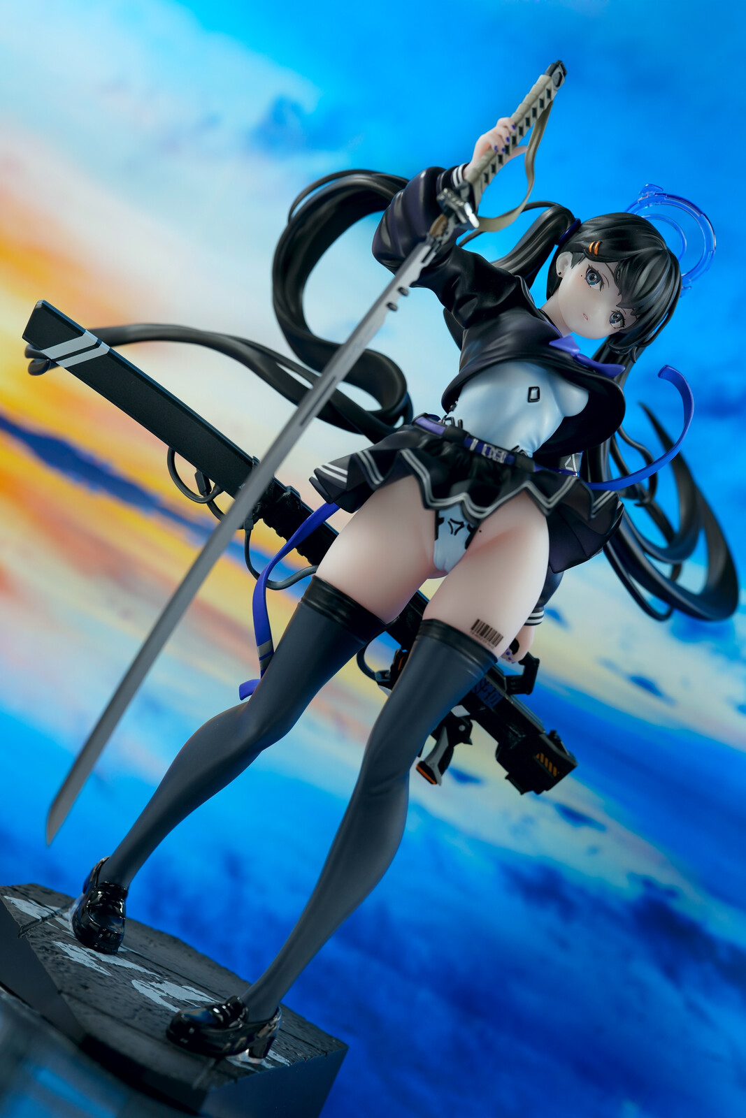 Colors：BLUE 1/7 完成品フィギュア[Solarain]特典付き 中古】(本体A-/箱B)【特典】Colors：BLUE 1/7 完成品フィギュア
