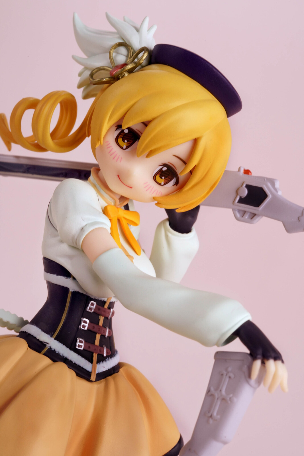 【新品】巴マミ　フィギュア（グッドスマイル） FIG]巴マミ(ともえまみ) 魔法少女まどか☆マギカ 1/8 完成品