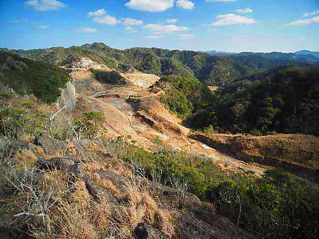 鋸山アドベンチャーコース 小鋸山 房州グランドキャニオン 千葉県鋸南町 タピオカのあしあと アート 建築 夜景など