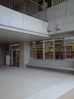 南風原町立図書館再び Tapiokakenjiのブログ 南風原町立図書館再び Tapiokakenjiのブログ