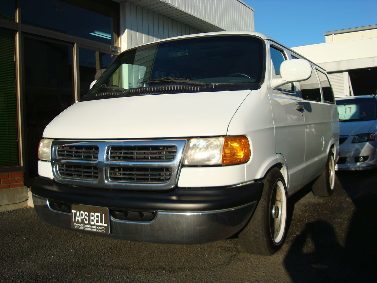アメ車も販売してます ベル自動車工業からのお知らせ