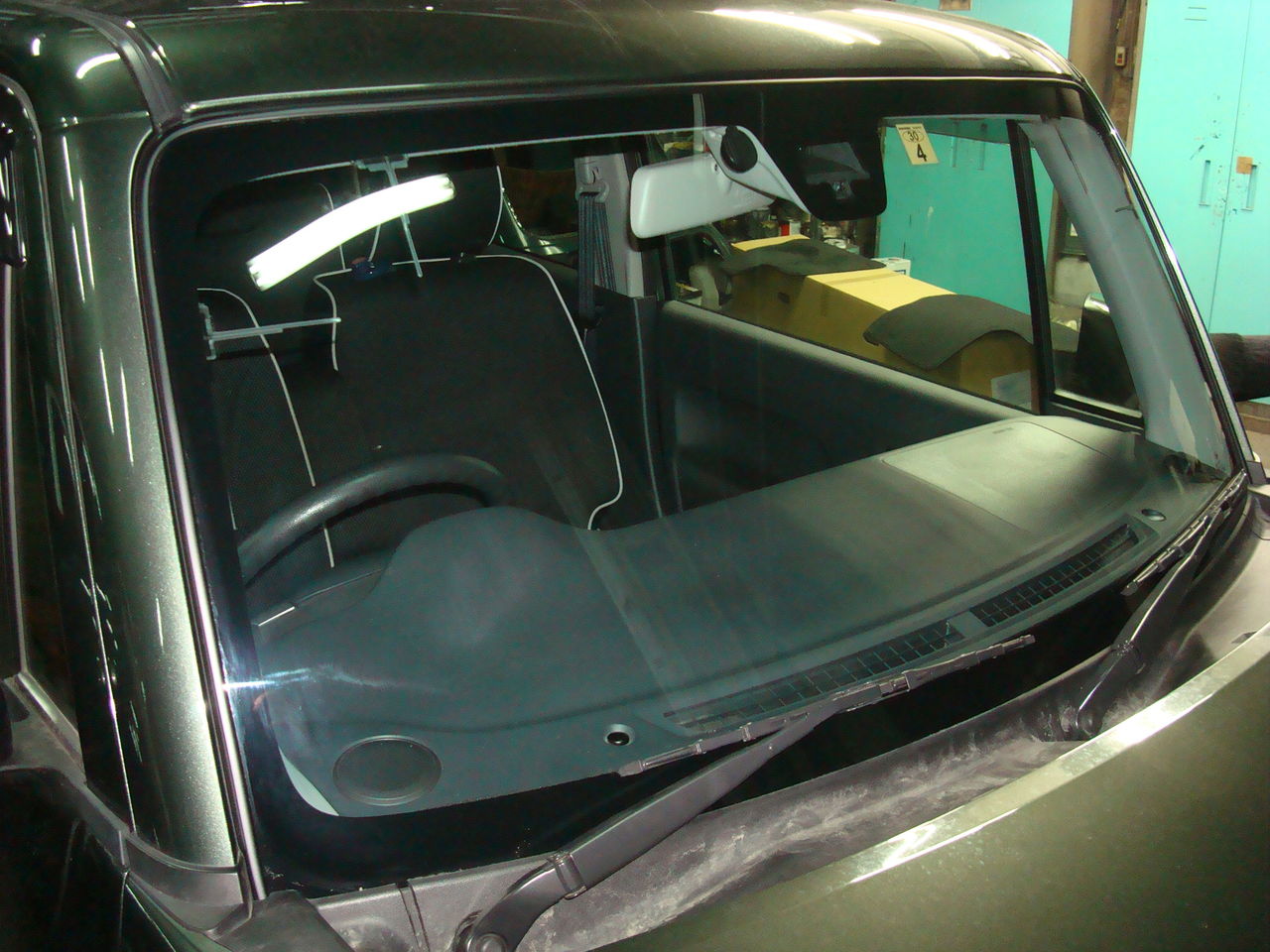 ハスラーのガラス交換です ベル自動車工業からのお知らせ