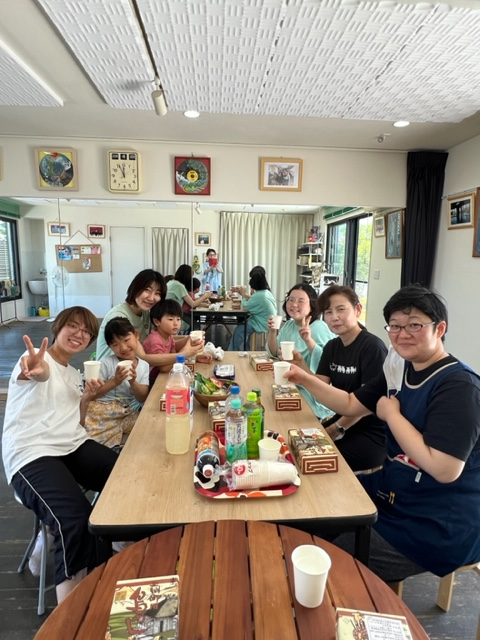 掃除右削除食事