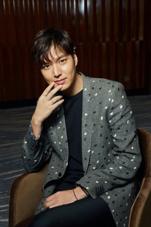 SINA（新浪娯楽）インタビュー(^^♪ : Everyday ☆Minho~♥