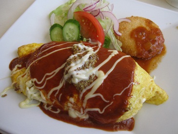 ま　オムライス