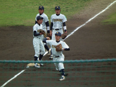 首都大2部b 玉川 明治学院戦村井君3塁打も 安房高野球部を勝手に応援するページ