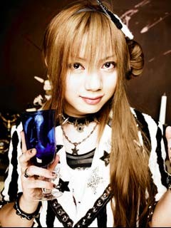 V系 つないだ手 素直にからめて Yuki S Room