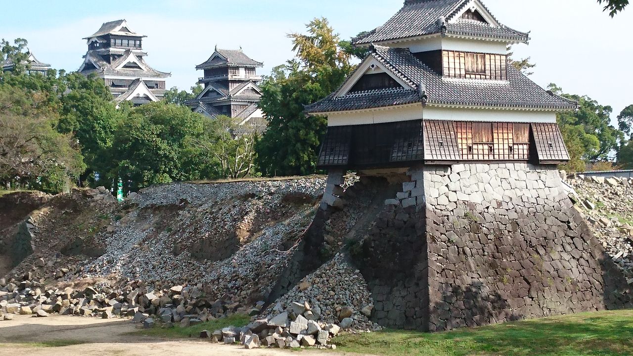 熊本研修 番外編 震災後の熊本城 畳と襖の専門店 入山畳店 ターミー君のほのぼの日記 の畳替え 襖貼り替え 熊本研修 番外編 震災後の熊本城 畳と襖の専門店 入山畳店 ターミー君のほのぼの日記 の畳替え 襖貼り替え
