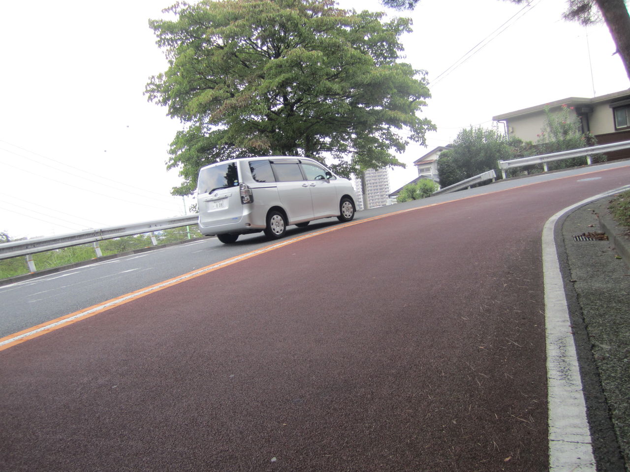 耳をすませば の舞台いろは坂通りに行ってみた すみません時々ジャンプします By アイロンノート 耳をすませば の舞台いろは坂通りに行ってみた すみません時々ジャンプします By アイロンノート