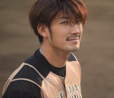 三大プロ野球ハンサム選手 坂本勇人 真弓明信 あとひとりは 野球 まとめ太郎