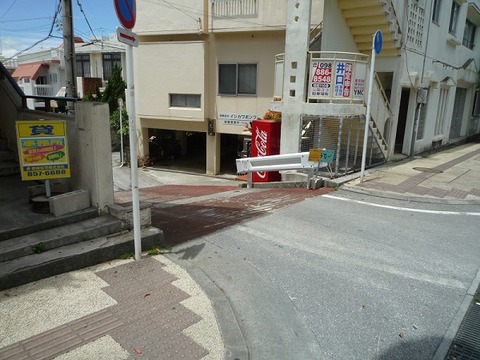 入り口